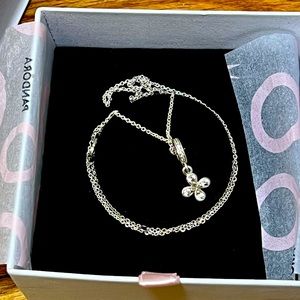 Pandora necklace in perfect condition